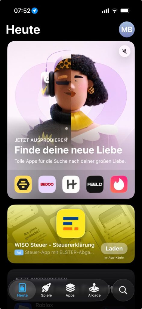 Ein Smartphone-Bildschirm zeigt die App-Store-Seite mit einer empfohlenen App für heute und Werbung für App Store Optimierung.